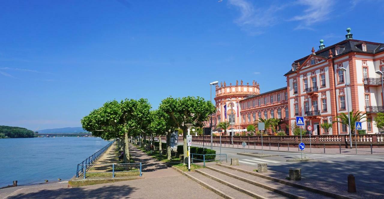 Tinytwice Hotel Wiesbaden Exterior foto